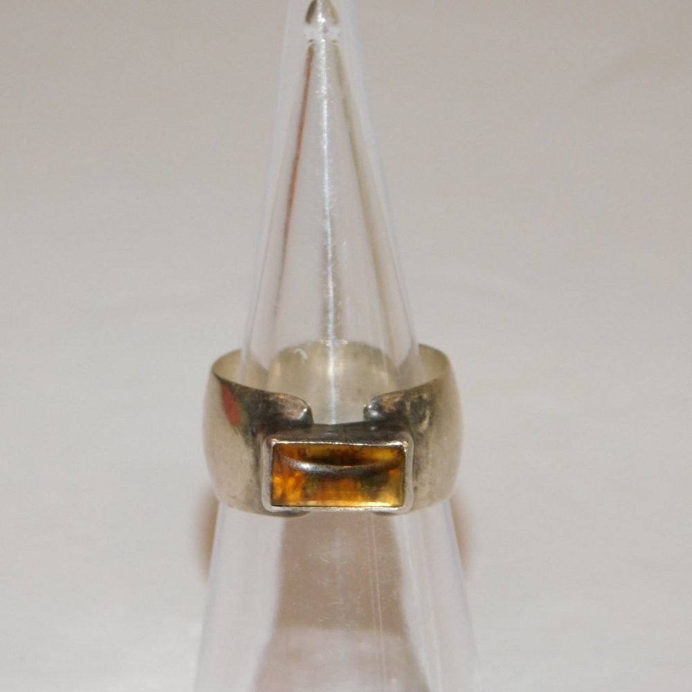 Sterling Silver Amber Ring Size 5.5 Wide Band Beautiful Stone Vintage - Picture 8 of 10